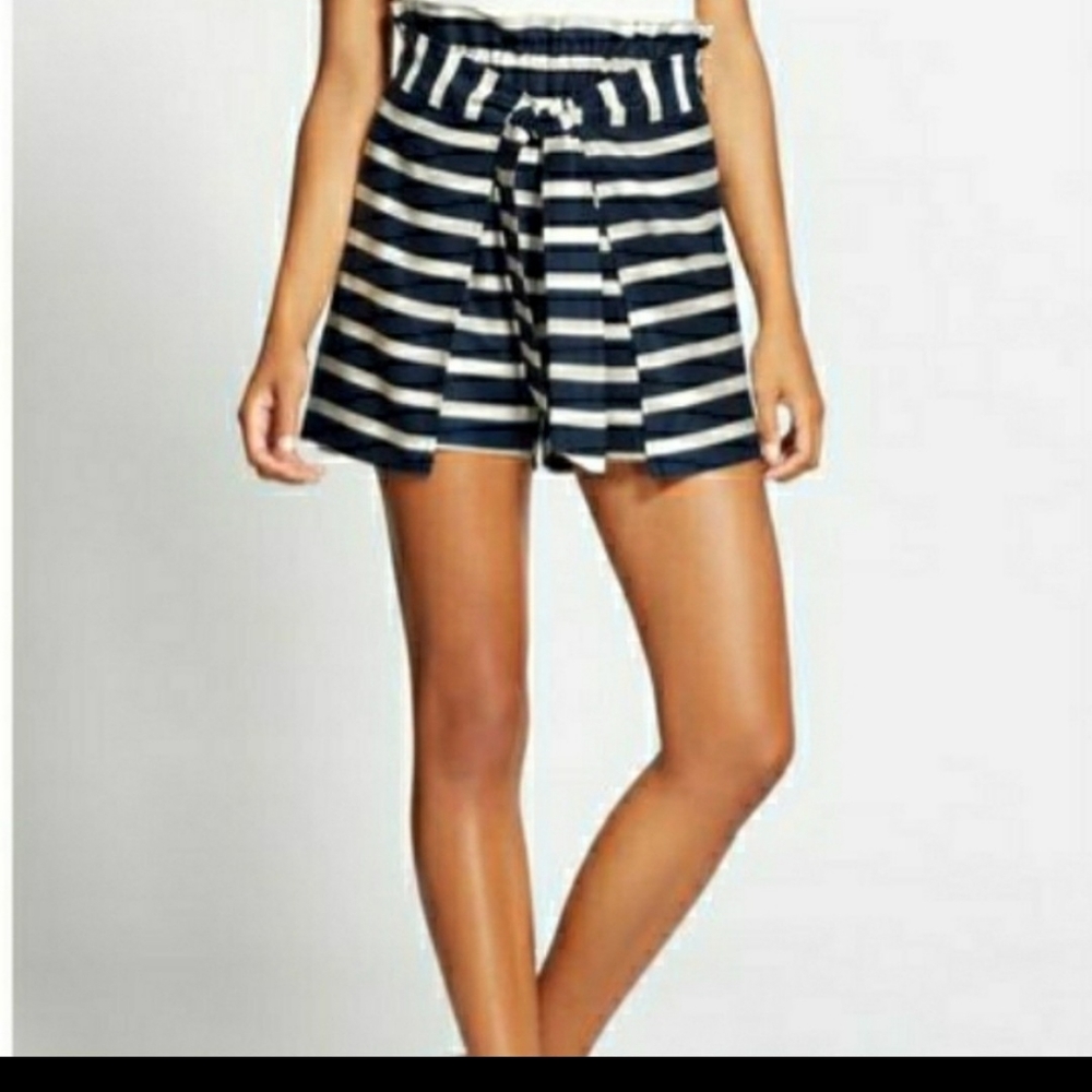 NY&Co Short